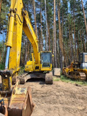 Komatsu PC220-8  в Воронеже