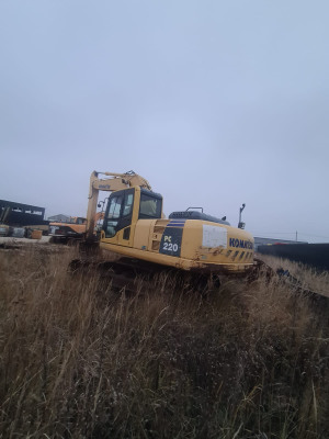 Komatsu PC220-8  в Воронеже