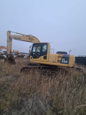 Komatsu PC220-8  в Воронеже