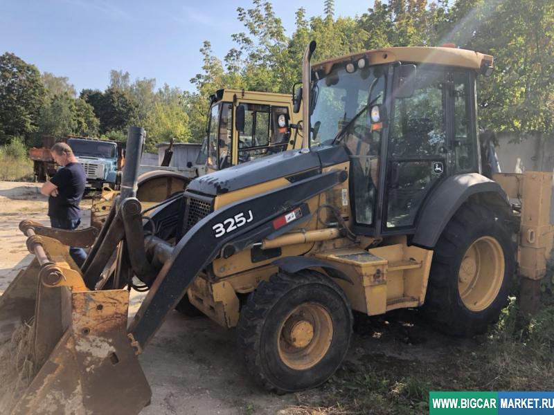 Спецтехника John Deere 325j
