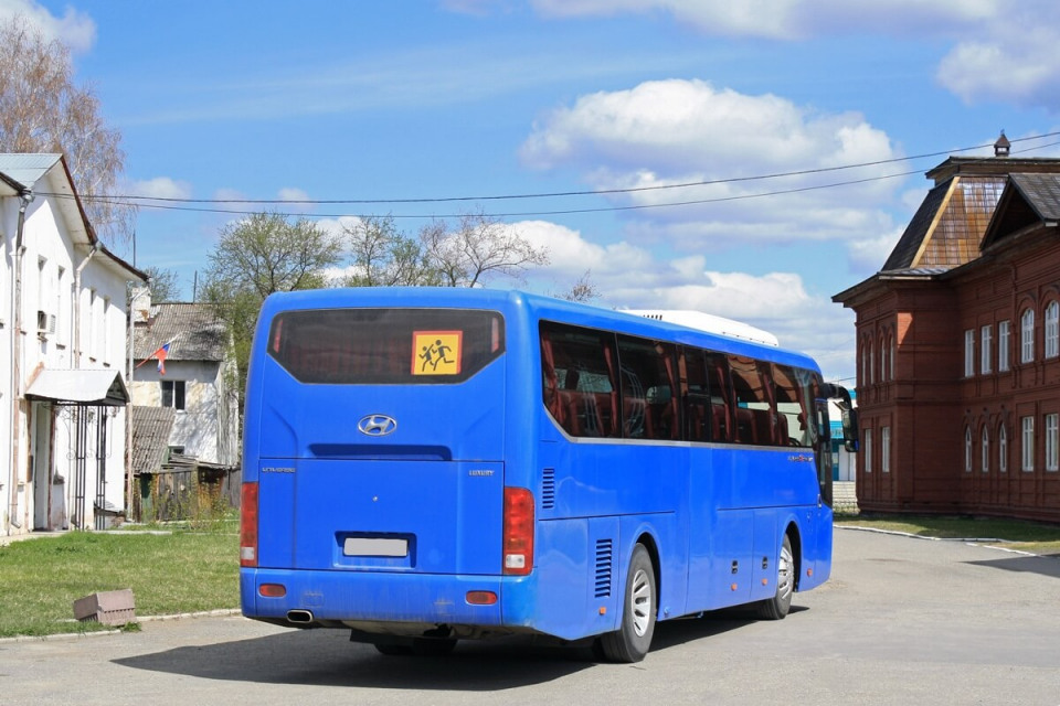 Hyundai Universe
