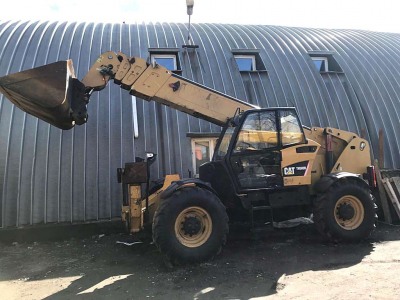 Погрузчик Caterpillar 580 2007 года