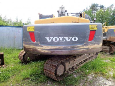  Экскаватор Volvo EC240 BLC Prime  2012 года