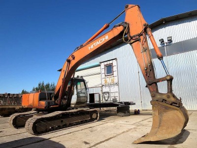  Экскаватор Hitachi EX200LC-5  1999 года