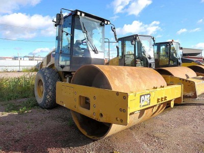 Каток Caterpillar 2014 года