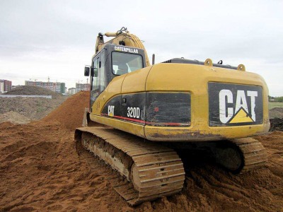  Экскаватор Caterpillar 320DL  2006 года