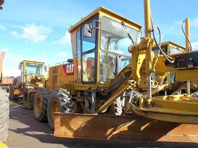 Caterpillar Грейдер CAT 140  2015 года