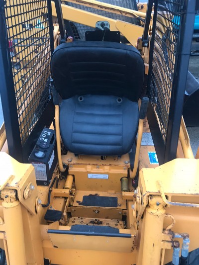  Погрузчик фронтальный  TOYOTA 2SDK4 BOBCAT  2015 года
