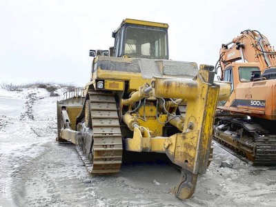  Бульдозер Caterpillar D9R  2003 года