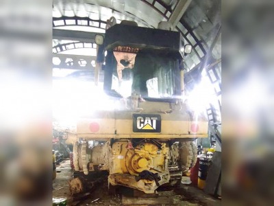  Бульдозер Caterpillar D6N LGP  1999 года