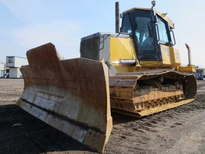 Бульдозер JOHN DEERE 700 2019