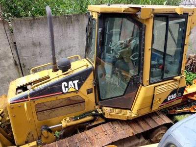  Бульдозер CAT D3 2007