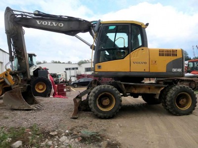 VOLVO 140 2008