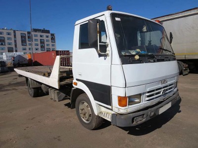  Эвакуатор  TATA 613  2012 года