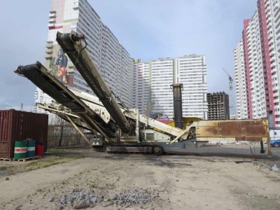  TEREX 694 2011