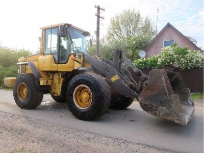 Погрузчик фронтальный Volvo L 60 F 2008 года