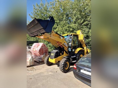  JCB 3CX 2022