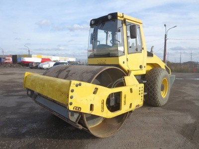  BOMAG 213  2008 года