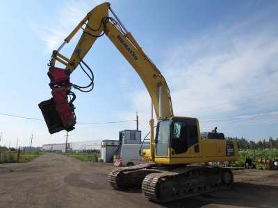 KOMATSU PC 300 LC – 8 2013