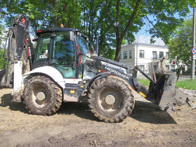  Экскаватор-погрузчик  HIDROMEK 102 S  2021 года