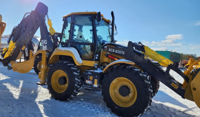  Экскаватор-погрузчик XCMG XC8 S3570 - это спецтехника 4х4  2024 года