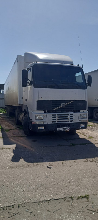 Volvo FH 12  1999 года, 4х2, 420 л.с.