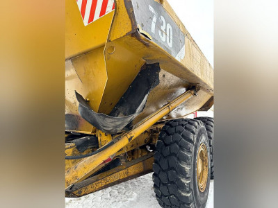 думпер CAT 730