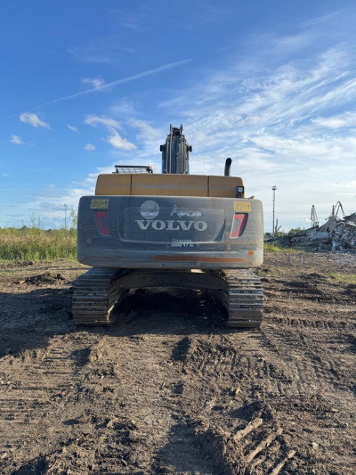 Экскаватор Volvo EC380DL 2020 года