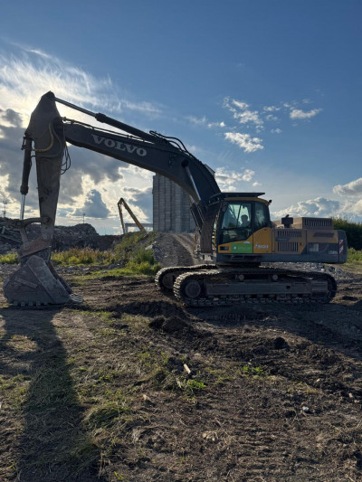 Экскаватор Volvo EC380DL 2020 года