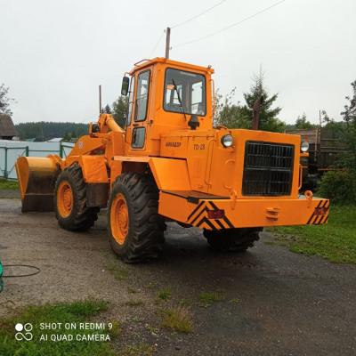  Погрузчик фронтальный  Амкодор ТО-28  2000 года