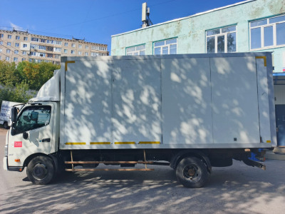Hino 300 2021 года