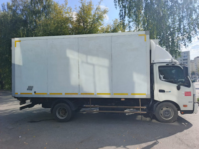 Hino 300 2021 года