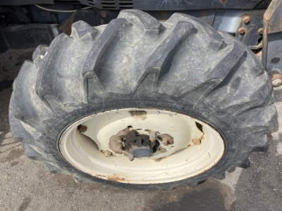 Трактор Daedong DK90C 2001 года