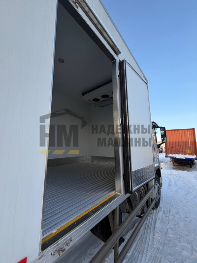 Isuzu Giga 2025 года, 11 т