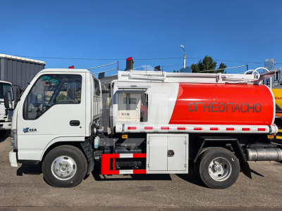 Isuzu Elf 2025