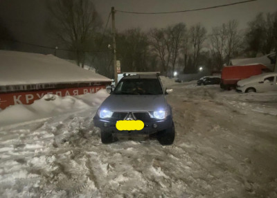 Mitsubishi L200 2.5Di-D 4wd mt