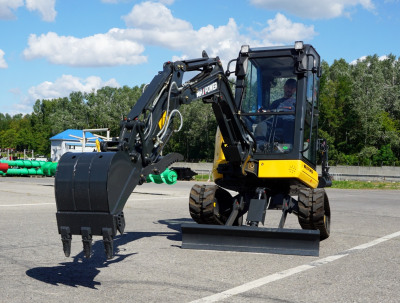 Мини-экскаватор MaxPower ME26.9 2025 года