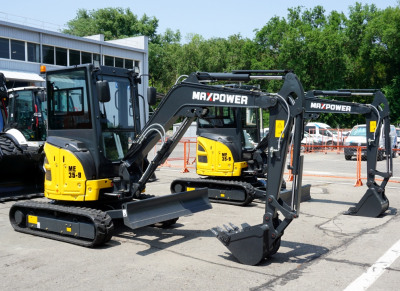  Мини-экскаватор MaxPower ME35.9  2025 года