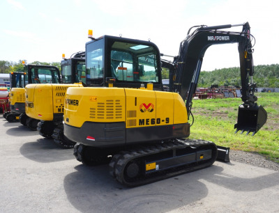 Мини-экскаватор MaxPower ME60.9 2025 года