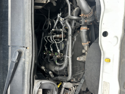 Ford Транзит 2013 года, мест 13
