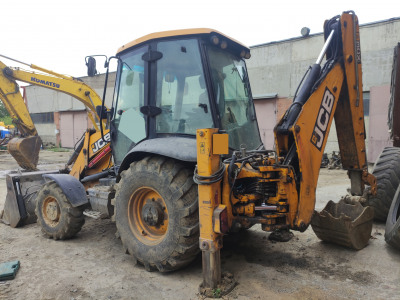  Экскаватор-погрузчик JCB  3CX  2011 года