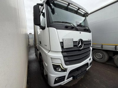 Mercedes-Benz ACTROS 2023