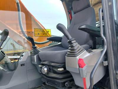  Экскаватор Doosan DX225NLCA  2023 года