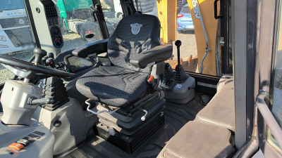 Экскаватор-погрузчик Case 570SV 2024 года
