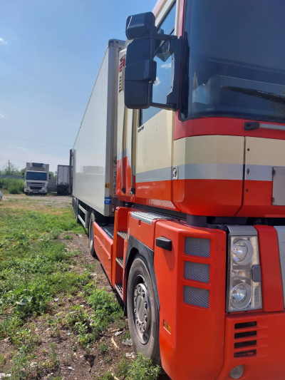 Renault Trucks magnum 2006 года, 4х2, 480 л.с.
