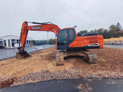 Doosan 225LCA-7L 2022
