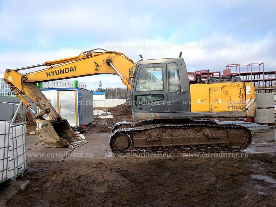 Гусеничный экскаватор HYUNDAI 210LC-7, 2008 г Гусеничный экскаватор HYU  2008 года