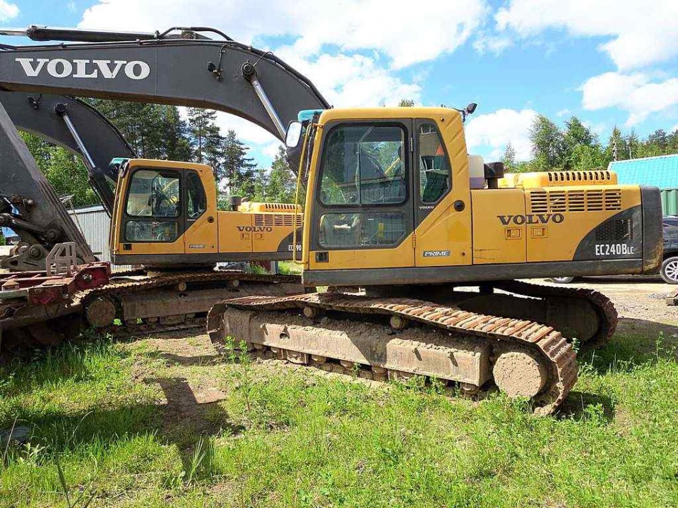  Экскаватор Volvo EC240 BLC Prime  2012 года