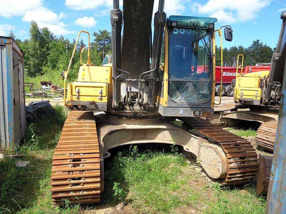  Экскаватор Volvo 290  2012 года