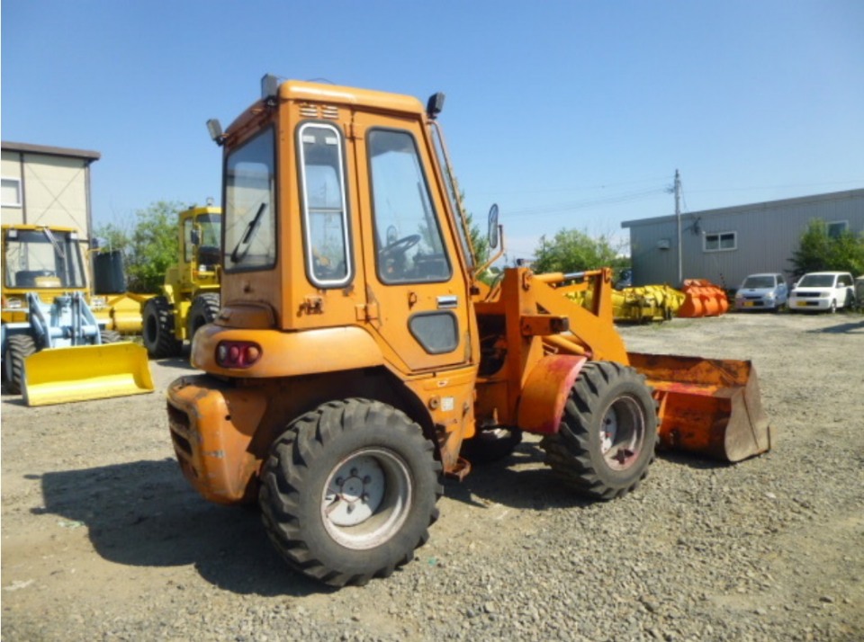  Погрузчик фронтальный  KOBELCO LK50Z  2006 года